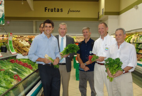 Super Selectos avanza con El Salvador Produce