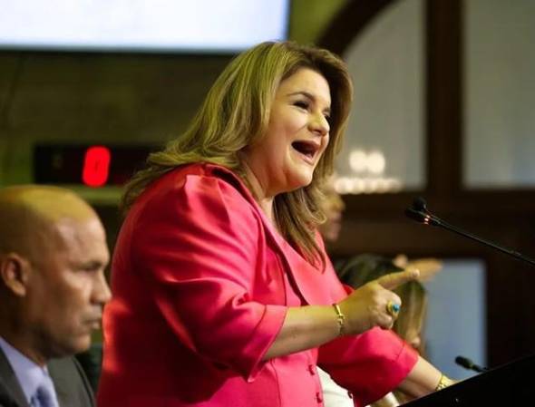 Nunca he creído que ser profundamente puertorriqueña y sentir orgullo de la ciudadanía americana sean sentimientos incompatibles, afirmó la goberandora de Puerto Rio. (Foto: EFE)