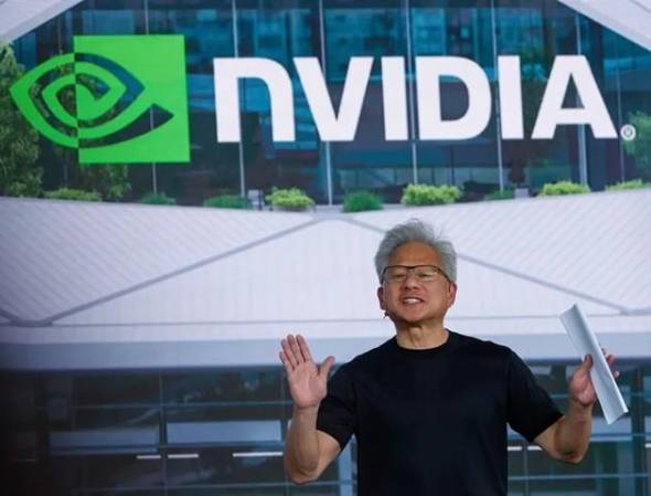 Hace cuatro o cinco años, Nvidia gastaba alrededor de 10.000 y 15.000 millones de dólares por año en Taiwán. Ahora, estamos gastando de 100.000 a 150.000 millones de dólares cada año, aseveró Huang. (Foto: EFE)