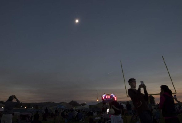 FOTOGALERÍA: Las mejores imágenes del Eclipse Solar