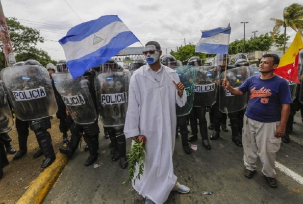 Sube tono de las protestas por elecciones limpias en Nicaragua