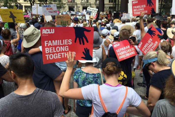 10 ciudades de EE.UU. en alerta por inicio de redadas contra migrantes de Trump