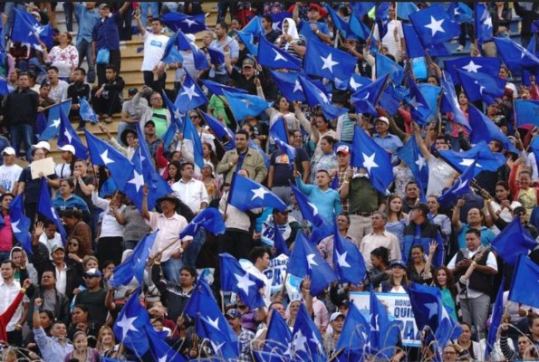 Honduras: Juan Orlando Hernández asume segundo mandato