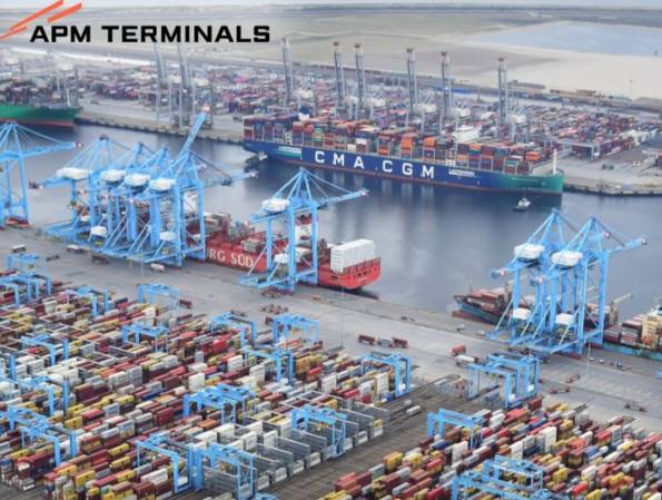<i>Con una inversión total de US$36.000, APM Terminals Moín no solo ha brindado financiamiento inicial, sino también herramientas esenciales como desarrollo de planes de negocio, gestión financiera y marketing. FOTO CORTESÍA</i>