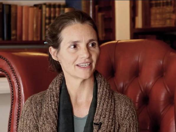 <i>“Las empresas también pueden reducir pobreza, si saben dónde mirar” , afirma la académica Sabina Alkire, creadora del Método Alkire-Foster, para abordar la pobreza multidimensional. (Foto: Cortesía)</i>