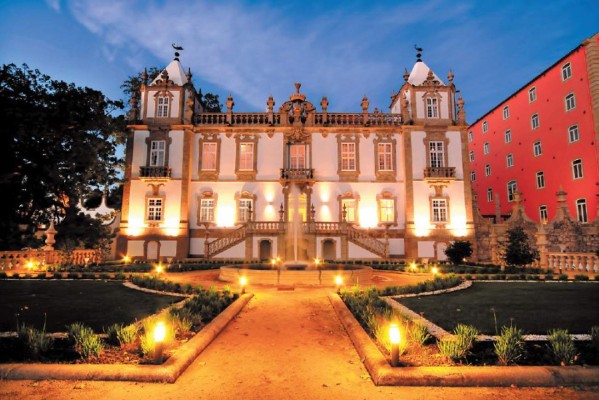 Cuatro castillos para dormir como reyes