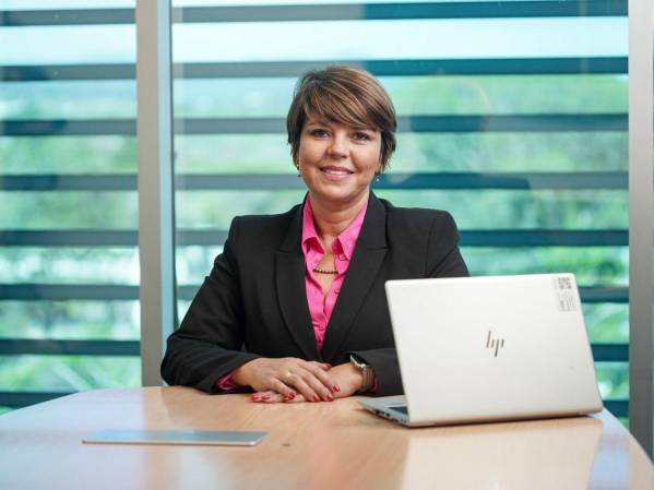 Montserrat Bonilla, Directora de Legal, Seguridad Corporativa y Ética y Cumplimiento, en Walmart de Centroamérica.