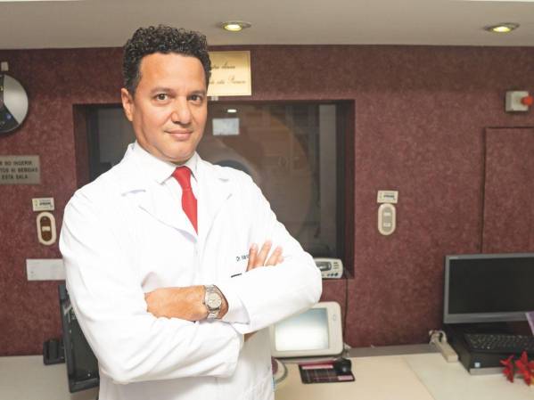 Dr. Mario René Tevez, Director Médico de la Clínica de Radiología Brito Mejía Peña.