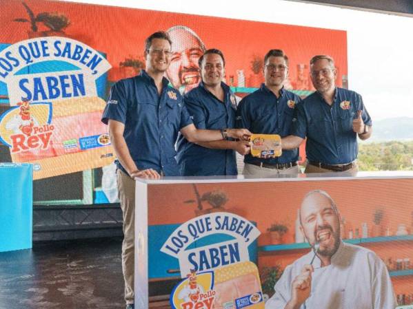 Pollo Rey presenta su campaña “El que sabe, sabe” destacando su trayectoria y calidad en la región