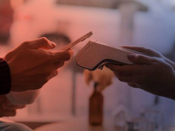 Serfinsa y Visa sellan alianza estratégica para acelerar la transformación digital del sistema financiero centroamericano