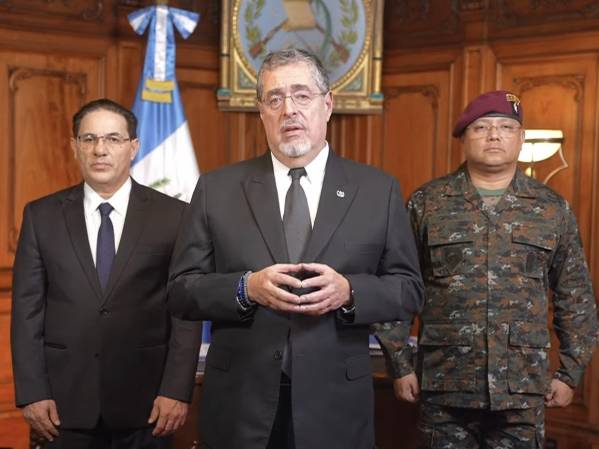 <i>El presidente de Guatemala Bernardo Arévalo declara estado de sitio en todo el país por 30 días tras los ataques simultáneos contra agentes de la PNC. Foto de cortesía</i>