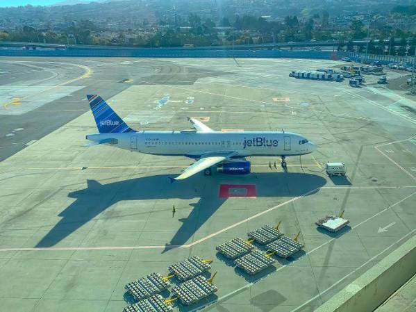 <i>Los inversionistas estarán atentos a qué tan efectiva fue JetBlue para compensar el aumento de los costos del combustible mediante tarifas aéreas más altas durante el segundo trimestre. Foto de cortesía</i>