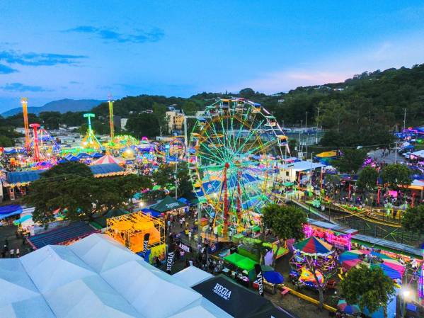 <i>El Salvador recibió 95.159 turistas extranjeros durante las Fiestas Agostinas celebradas del 1 al 6 de este mes. Foto de cortesía</i>