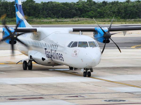 <i>Actualmente, apenas el 2 % de los visitantes salvadoreños ingresa a Guatemala por vía aérea, ya que la mayoría utiliza los pasos fronterizos terrestres. Foto de cortesía</i>