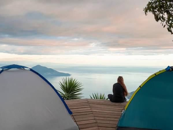<i>Vista desde el Volcán Conchagua, en el oriente de El Salvador. FOTO SHUTTERSTOCK</i>