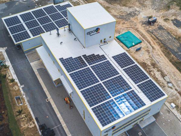 Techo solar en la Empresa Panameña de Alimentos (EPA).