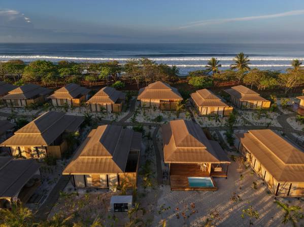 <i>Desde una perspectiva social y económica, el hotel es un generador de empleo directo e indirecto para comunidades de Playa Hermosa, Jacó y zonas cercanas, tanto en su fase de preparación como actualmente es su operación. Foto de cortesía</i>