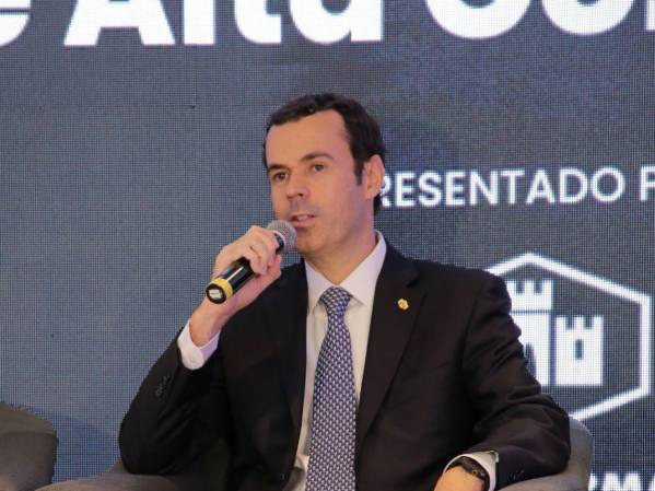 Roberto Lara: Castillo Hermanos debe aspirar a ser referente a nivel global, porque actualmente se compite con el mundo