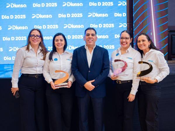 Los programas de desarrollo profesional de Diunsa tienen una participación femenina del 48 %.
