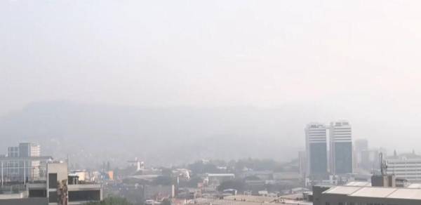 <i>FOTO. CÁMARA DE MONITOREO MUESTRA LA CONTAMINACIÓN EN LA CIUDAD DE TEGUCIGALPA, HONDURAS</i>