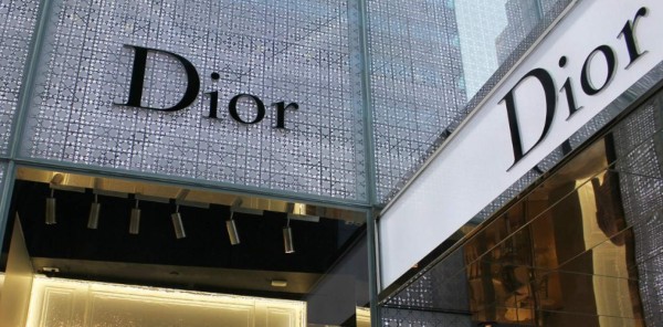Dior pide disculpas a China por usar un mapa que no incluye a Taiwán