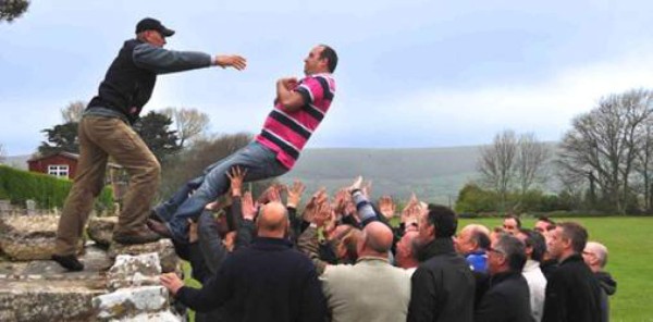 6 maneras de motivar a tu equipo después de despedir a un empleado