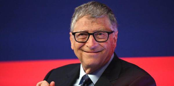Los trabajos que sobrevivirán a la inteligencia artificial, según Bill Gates