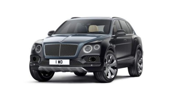 Esta era la lujosa colección de autos de Stan Lee