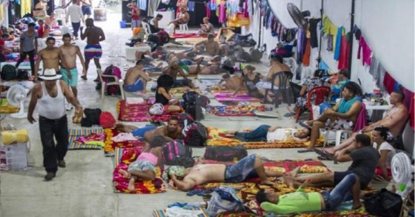 Colombia alista masiva deportación de cubanos varados en frontera con Panamá