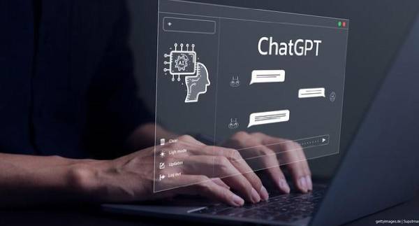 ¿Utiliza ChatGPT? OpenAI ya permite archivar las conversaciones