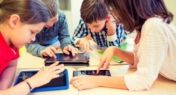 <i>La internet tardó quince años en alcanzar mil millones de usuarios, mientras que la IA lo ha conseguido en apenas dos. Foto de iStock</i>