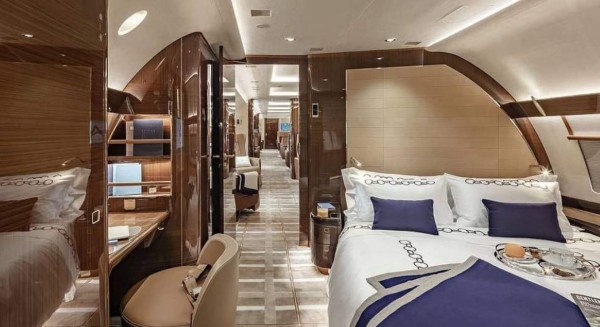 Lujoso avión de Airbus para pasajeros vip con dormitorio y cocina