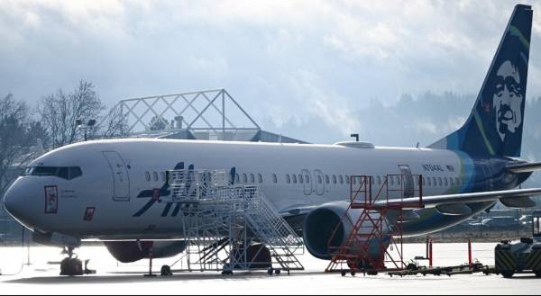 CEO de Alaska Airlines arremete contra Boeing por los 737 Max
