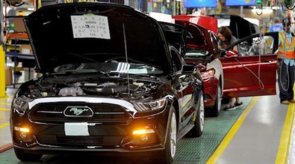 Ford México anunció que parará temporalmente producción en planta por falta materiales