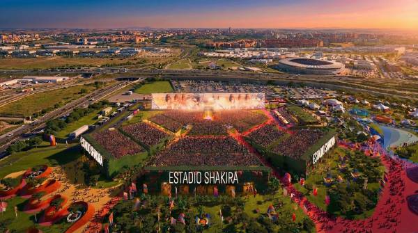 Más que un recinto musical, el proyecto funciona como una ciudad efímera donde conviven gastronomía, arte, moda y programación cultural. (Foto: AD.es / Biarke Ingels Group)
