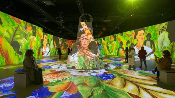 Llega a Costa Rica la exposición interactiva con la obra de la pintora Frida Kahlo