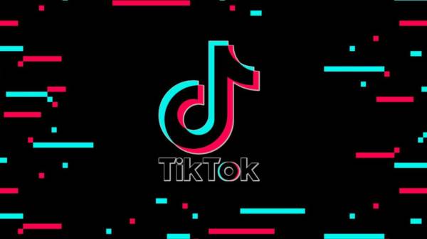 Multa británica de US$15,9 millones a TikTok por utilizar datos de niños