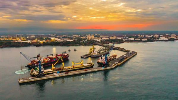 <i>El crecimiento de las exportaciones salvadoreñas durante los primeros cuatro meses de 2026 confirma una mayor dinamización del comercio exterior. Foto de cortesía</i>