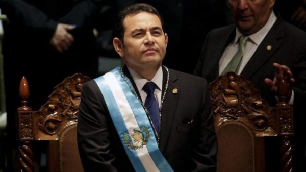 OPINIÓN: Jimmy Morales y el Comisionado 'non grato” (la comedia de un presidente acorralado, en tres actos)