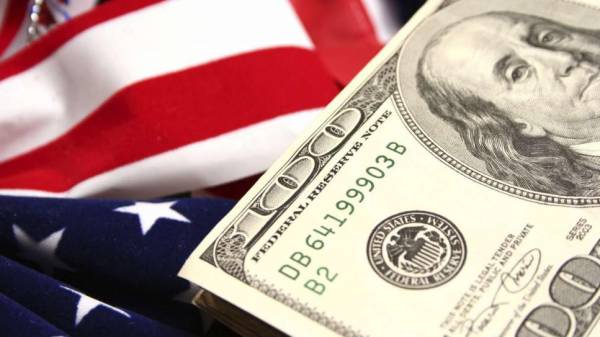 Mercados siguen a la expectativa de ajustes de la Fed