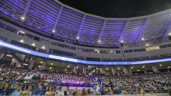 Nicaragua inauguró nuevo estadio de béisbol