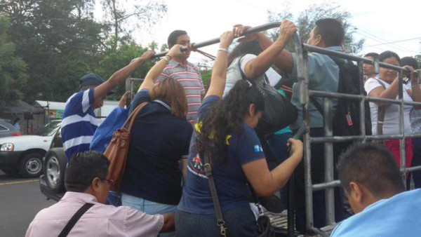 El Salvador: Pandillas ordenaron paro de transporte desde Centros Penales