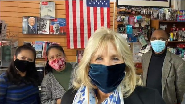 Jill Biden, primera dama de Estados Unidos, visita tienda de guatemalteca