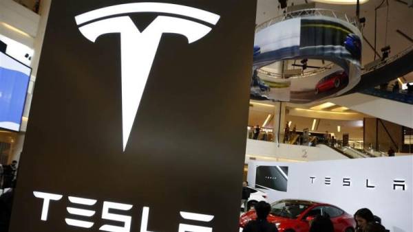 Moody’s asigna a Tesla la calificación Baa3 con perspectiva estable