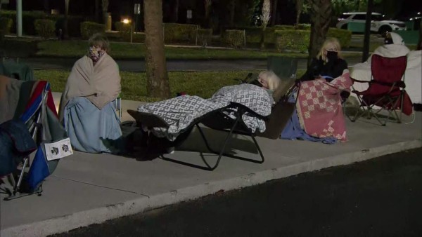 Boom de viajeros turistas a ciudades de EE.UU. para adquirir la vacuna del covid-19