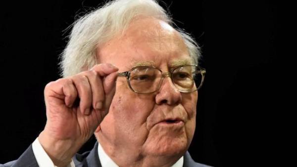<i>Warren Buffett, conocido como el 'Oráculo de Omaha' y con 96 años, es el inversor más famoso del mundo. Foto de iStok</i>