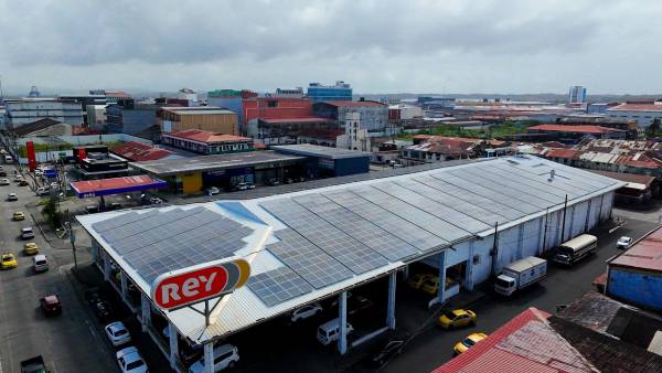 <i>En los últimos años, Grupo Rey ha demostrado que la energía limpia no es una aspiración futura, sino una realidad que ya impulsa sus operaciones todos los días. Foto de cortesía</i>