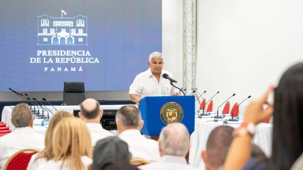 'China necesita mucho a Panamá', afirma Mulino ante amenazas por los puertos