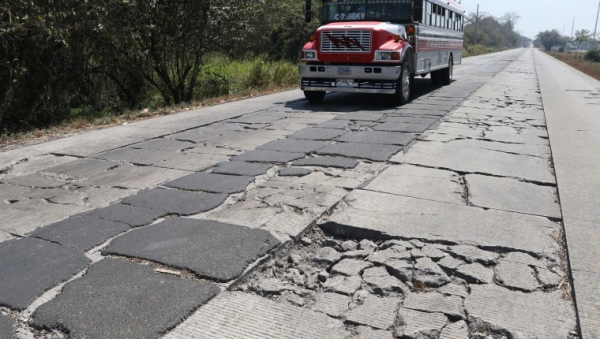 Invertirán US$175 millones en mejoras del corredor vial norte de Guatemala