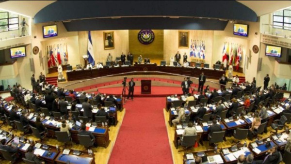 Elecciones El Salvador: FMLN pierde diputaciones y alcaldía de San Salvador